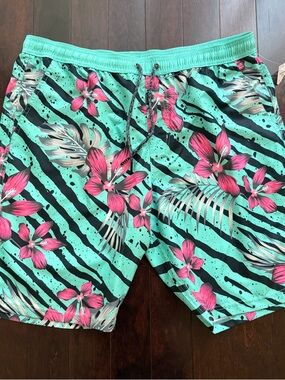 Neff Men’s NWT Tropical Swim Board Shorts Size XL Teal Floral Animal Print Beach